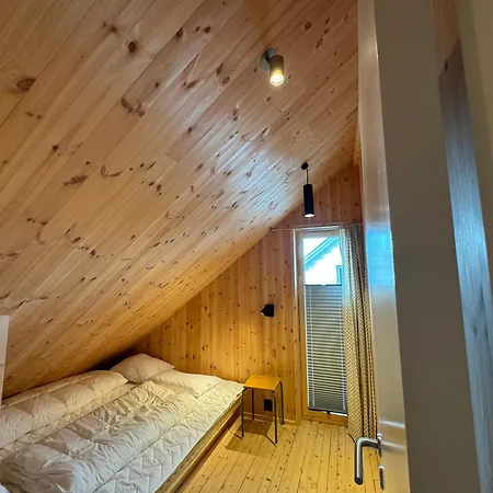 Malnestomten * Henningsvær