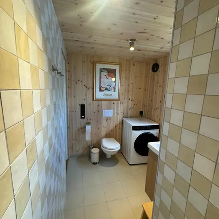Malnestomten Henningsvær